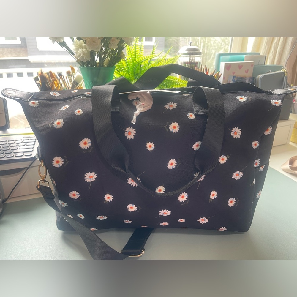 Alice + Olivia Duffel Bag / Daisy Print